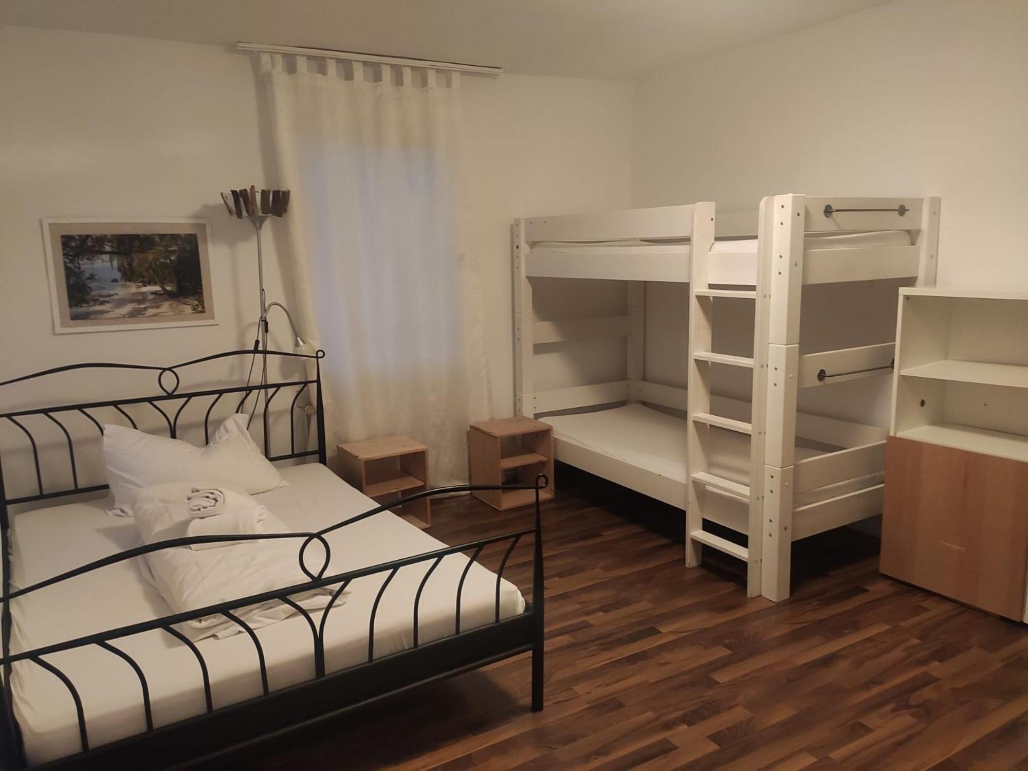 Hostel Westkueste Линдау Стая снимка